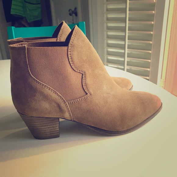 Shoes - Suede Ankle boots